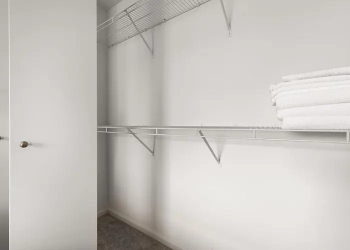Gold Coast 2br W Gym Pool Nr Oak St Chi-207 Апартаменты Чикаго